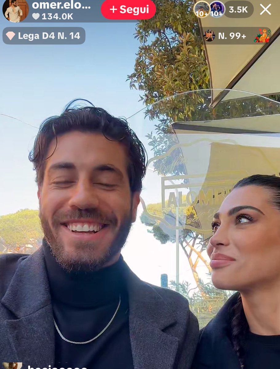 samu_elit4's tweet image. “tutta la mia famiglia è innamorata di lei, non solo io” (ho fatto la pazza)