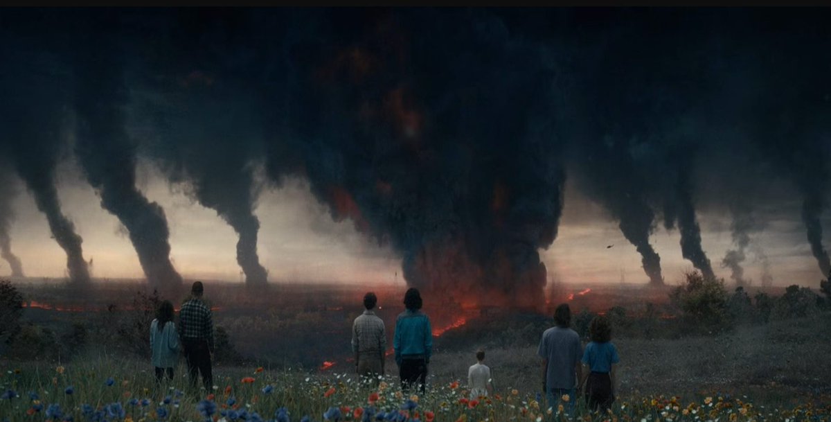AZXFN's tweet photo. #StrangerThings 

ب النسبة لي المسلسل انتهى في هذي اللقطة https://t.co/YV4T30Ybbi
