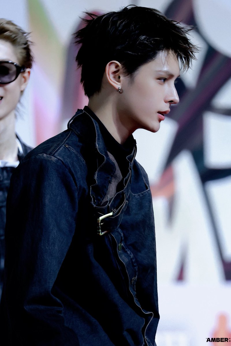 Amber_Jam1014's tweet image. 251225

#JAMES #제임스 #趙雨凡
#CORTIS #코르티스