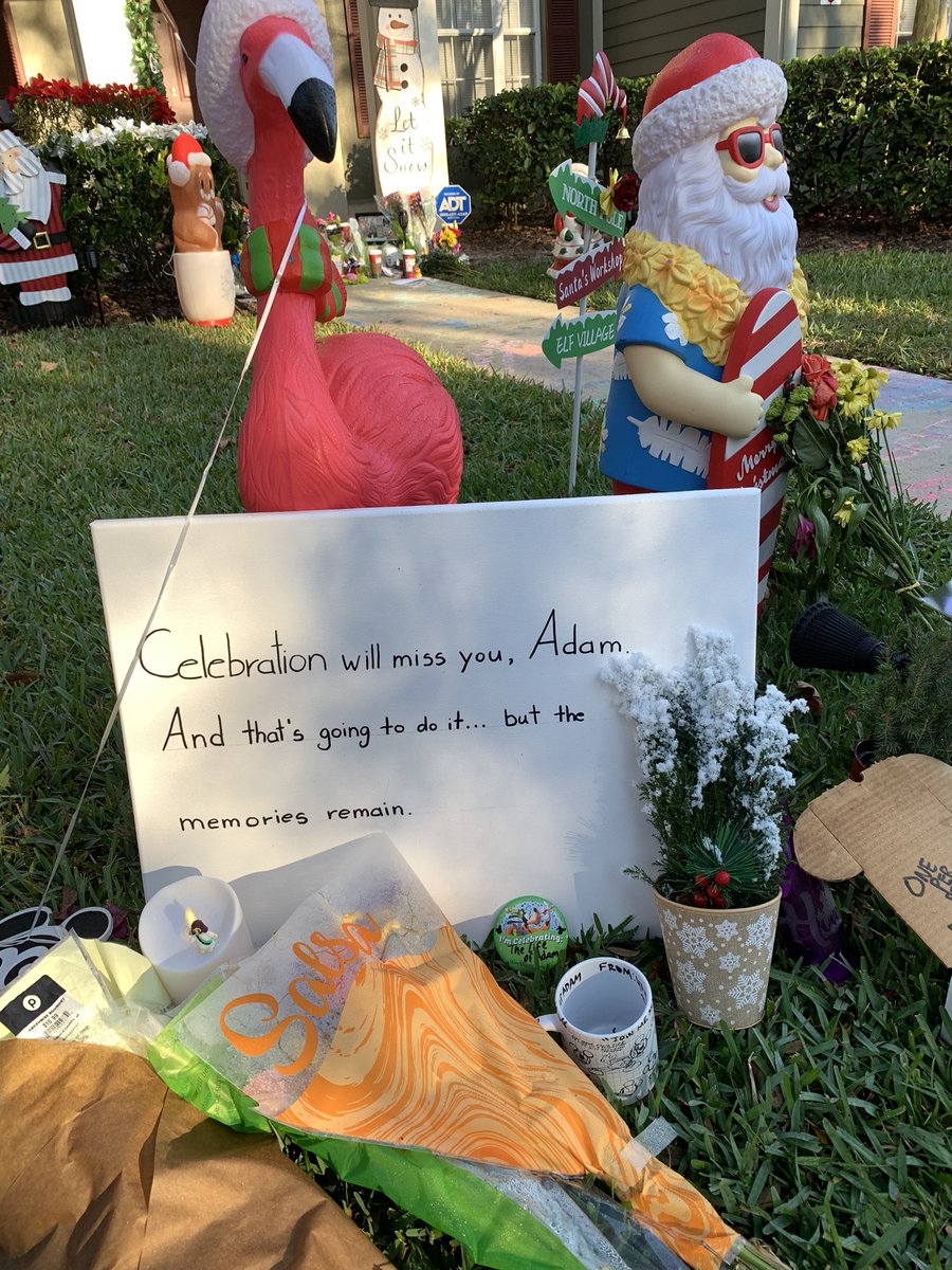 wolfsoul4's tweet image. Stopped by to pay our respects to Adam
🌹