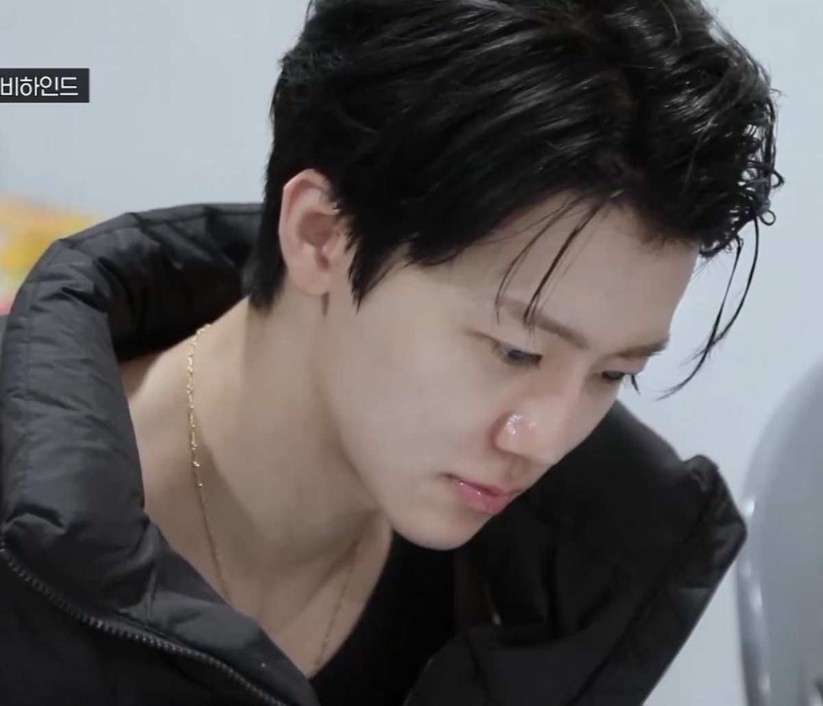 labelnjm's tweet image. very much in love with his barefaced