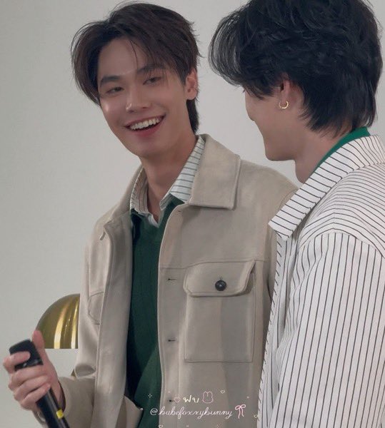 jigsawjaa's tweet image. ไม่ได้ชอบเท่าเดิม แต่ไส้เป็ดดูชอบยัยหมวยนี่มากกว่าเดิมด้วยซ้ำ อือ ๆ