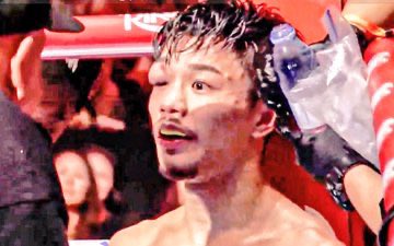 PigeonFeints's tweet photo. Has one eye fixated on a fight with Inoue* https://t.co/JdKbLOdBCV