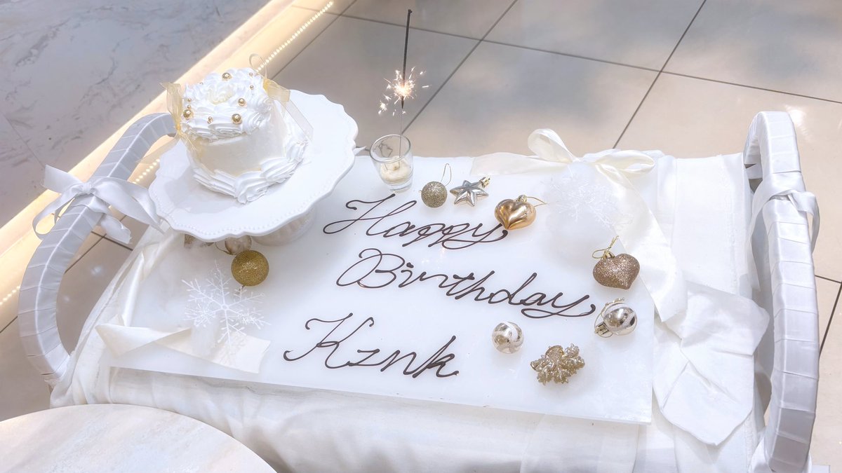 ざくろ tweet media