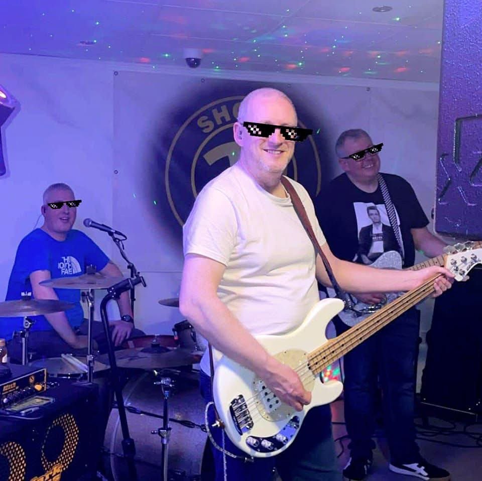 Tomorrow afternoon we have RAISED ON PROMISES rockin' the pub from 4:30PM 🎸
FREE ENTRY 
Don't miss this one!