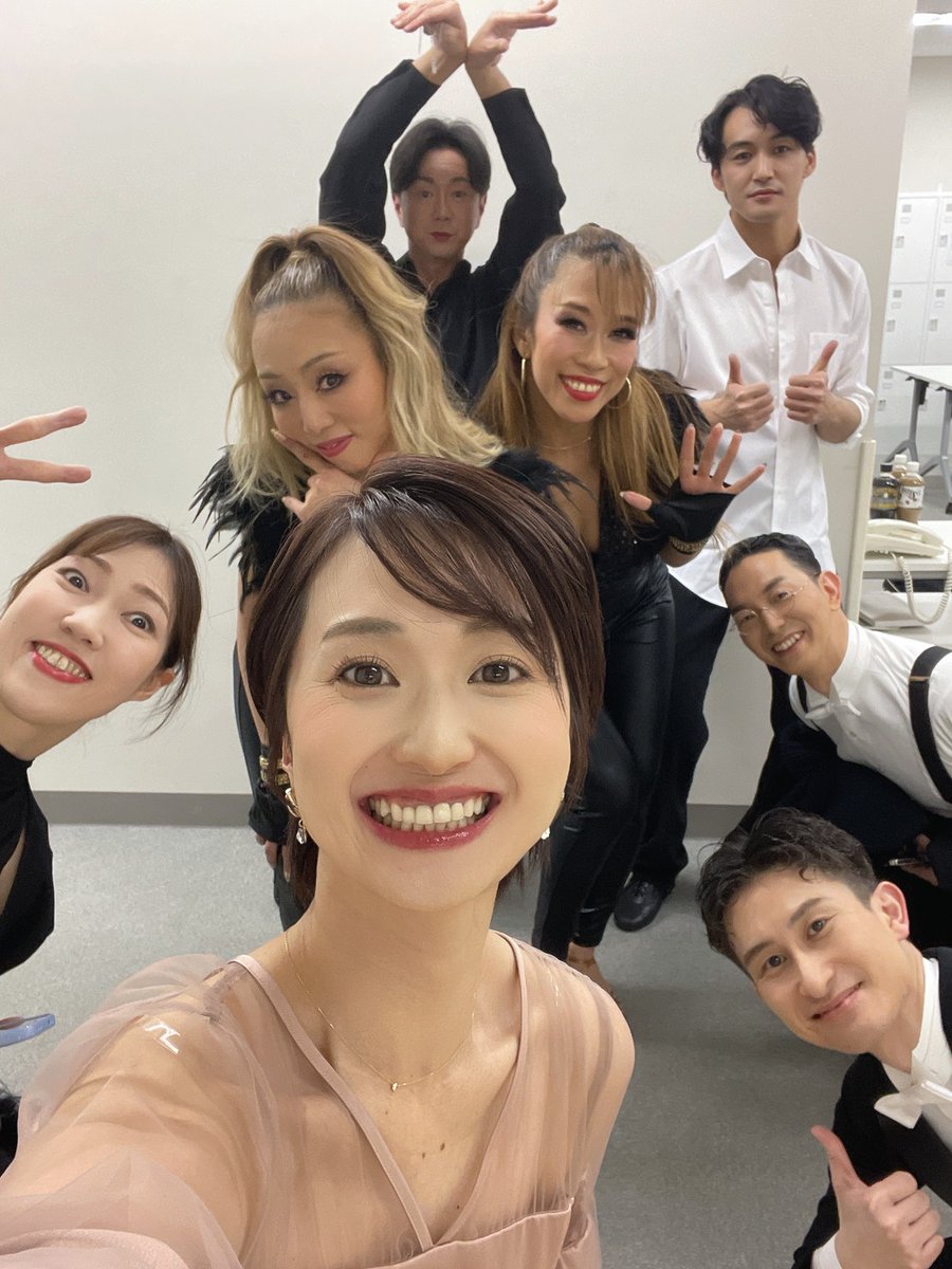 aisimodance's tweet photo. 10DANCE FESTIVAL A,B公演にゲストコーナー進行で参加させていただきました。漫画&amp;映画10DANCEのお陰で、沢山の「初・社交ダンス」の方がたくさんいらしてくださり嬉しかったです。
明日も開催されますので、興味ある方ぜひ！
お写真、司会の星乃あんりさん🥹からいだきました。ただいま打ち上げ中 https://t.co/WciKvDqYHJ