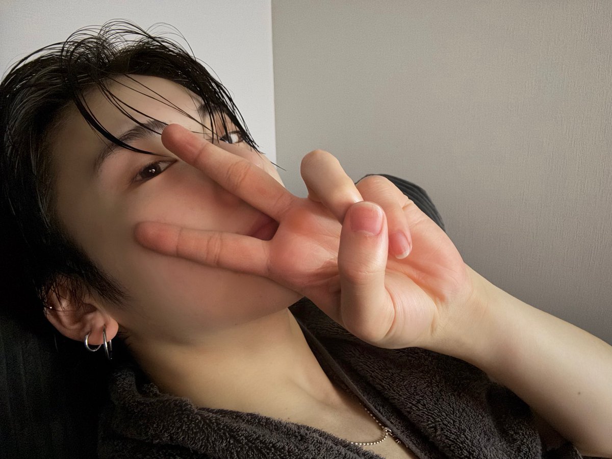 yuummluv's tweet image. 유마 삭제 셀카 라인업.. 

(타래에더있음요..