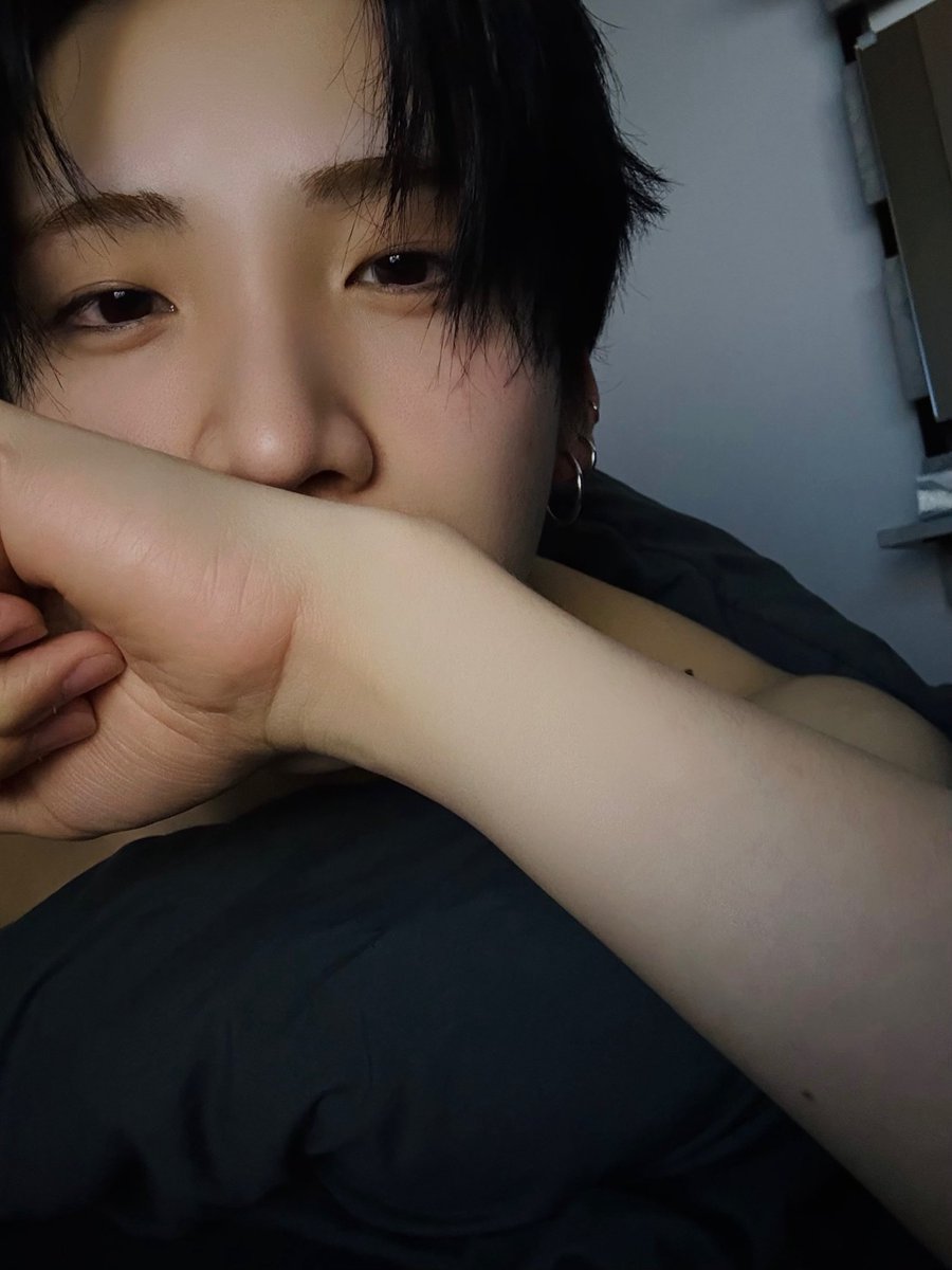 yuummluv's tweet image. 유마 삭제 셀카 라인업.. 

(타래에더있음요..