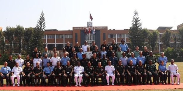 Def_PRO_Chennai's tweet photo. Senior Defence Management Course #SDMC-91 culminated at College of Defence Management, Secunderabad.
Many senior officers of #IndianArmedForces & a few officers from #FriendlyForeignCountries completed the course, which is designed to enhance their strategic & managerial acumen. https://t.co/dsFAnQKmnM