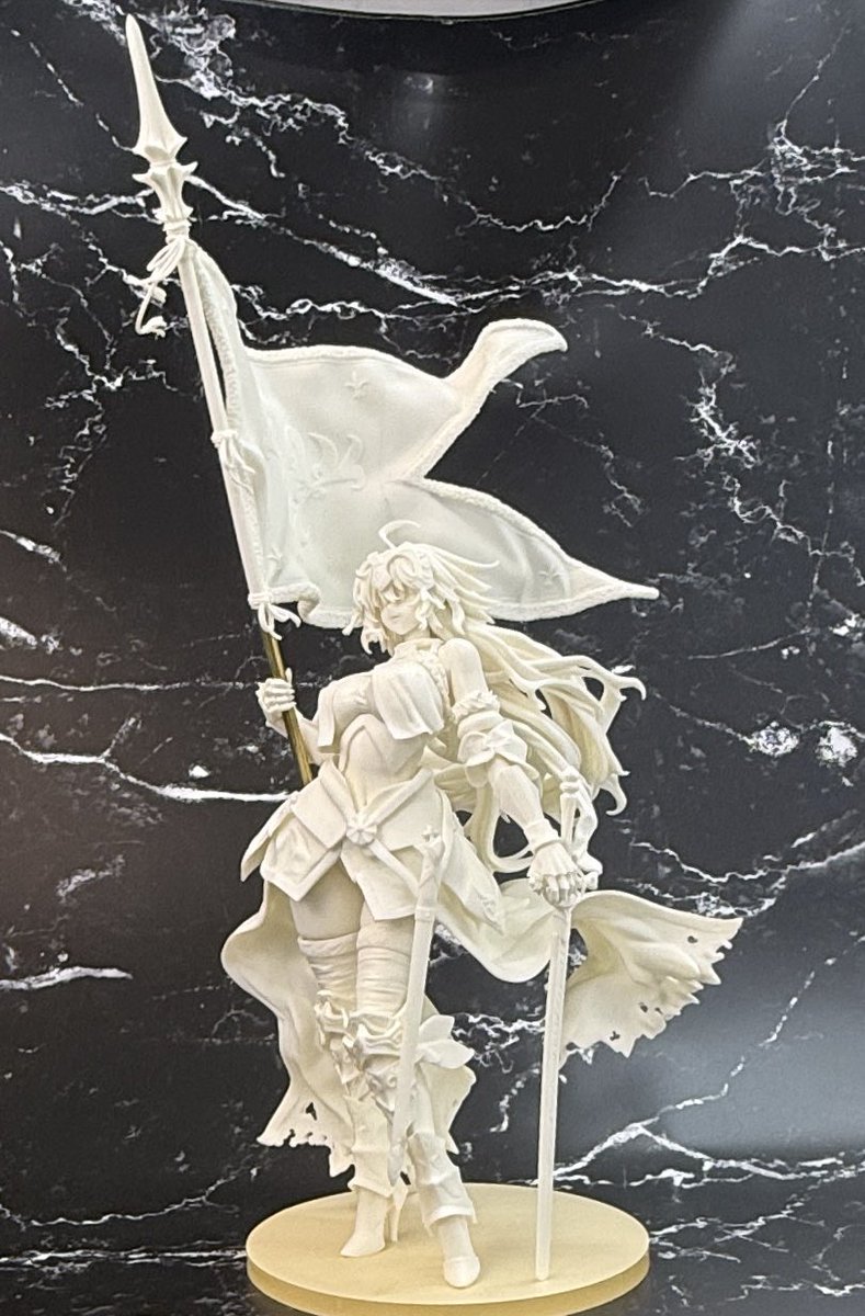 ご好評につき、 改めて製作中の 作品紹介させていただきます