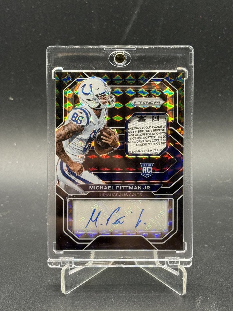 The Ledge Cards tweet media