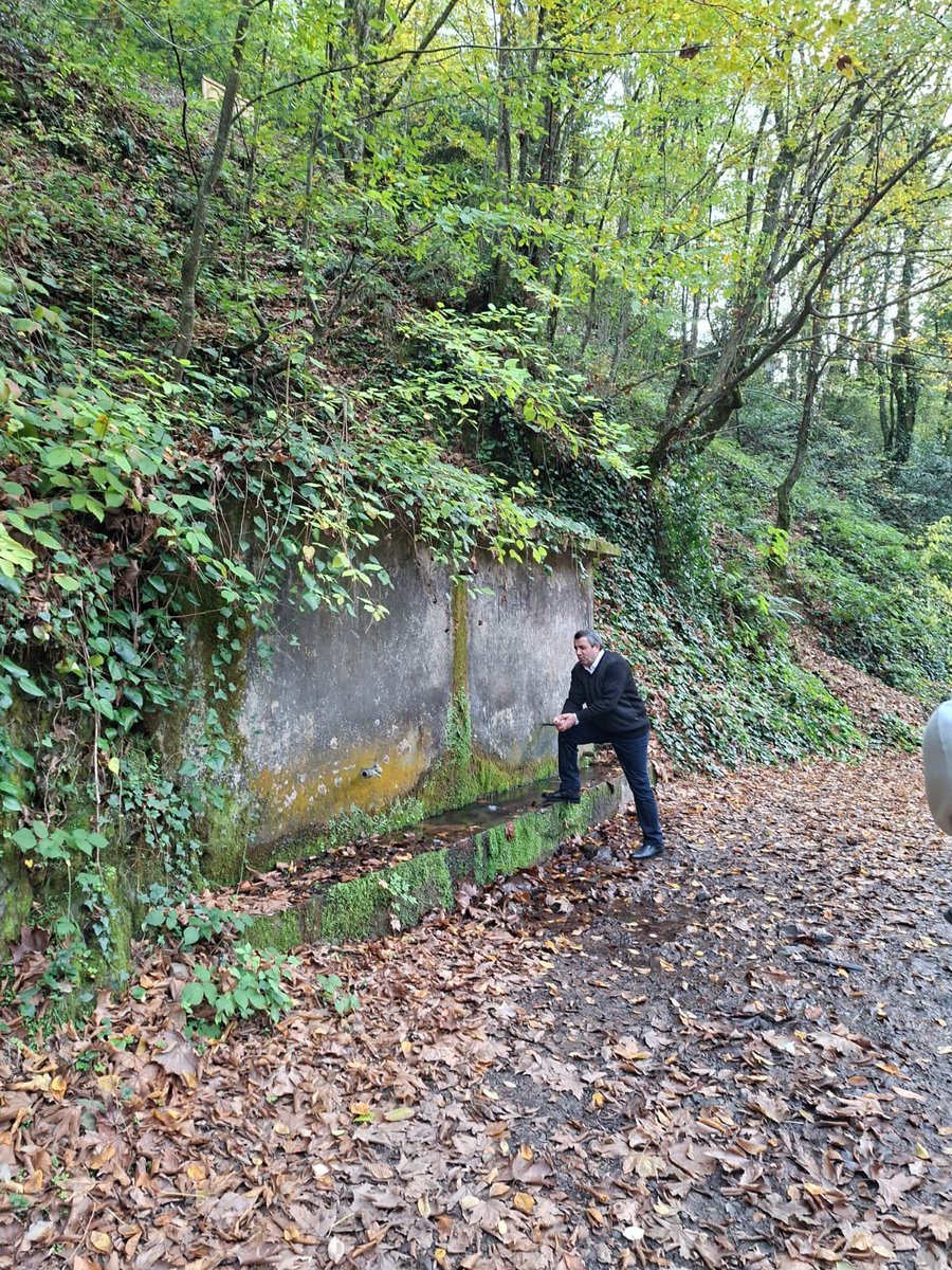 Yalnızım bu ellerde…