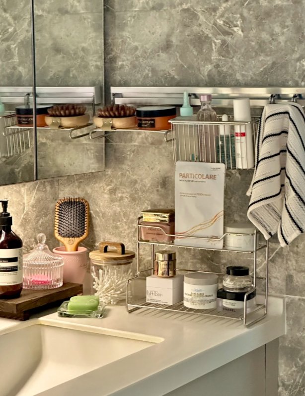 Ruby12338's tweet image. Glow doesn’t happen by chance, It starts every night ✨😴