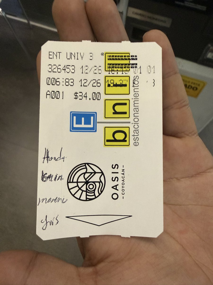 1/
Anoche, aproximadamente a las 7:40 pm, mi esposa, la escritora Evelyn Moreno, y yo, Isaí Moreno, vivimos una situación inadmisible en el estacionamiento de Plaza Oasis Coyoacán, en la Ciudad de México.
Más que un error técnico, fue desacreditación.

<a href="/Oasis_Coyoacan/">Oasis Coyoacan</a>