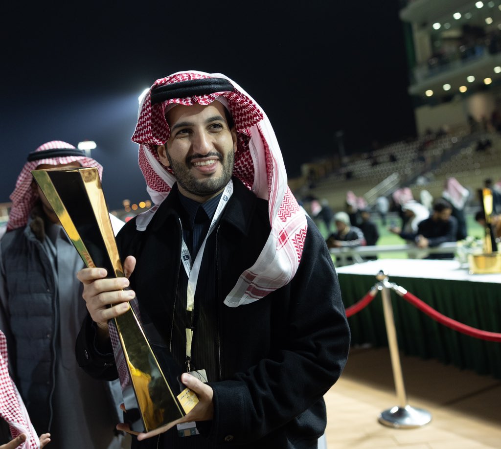 الإسطبل السماوي tweet media