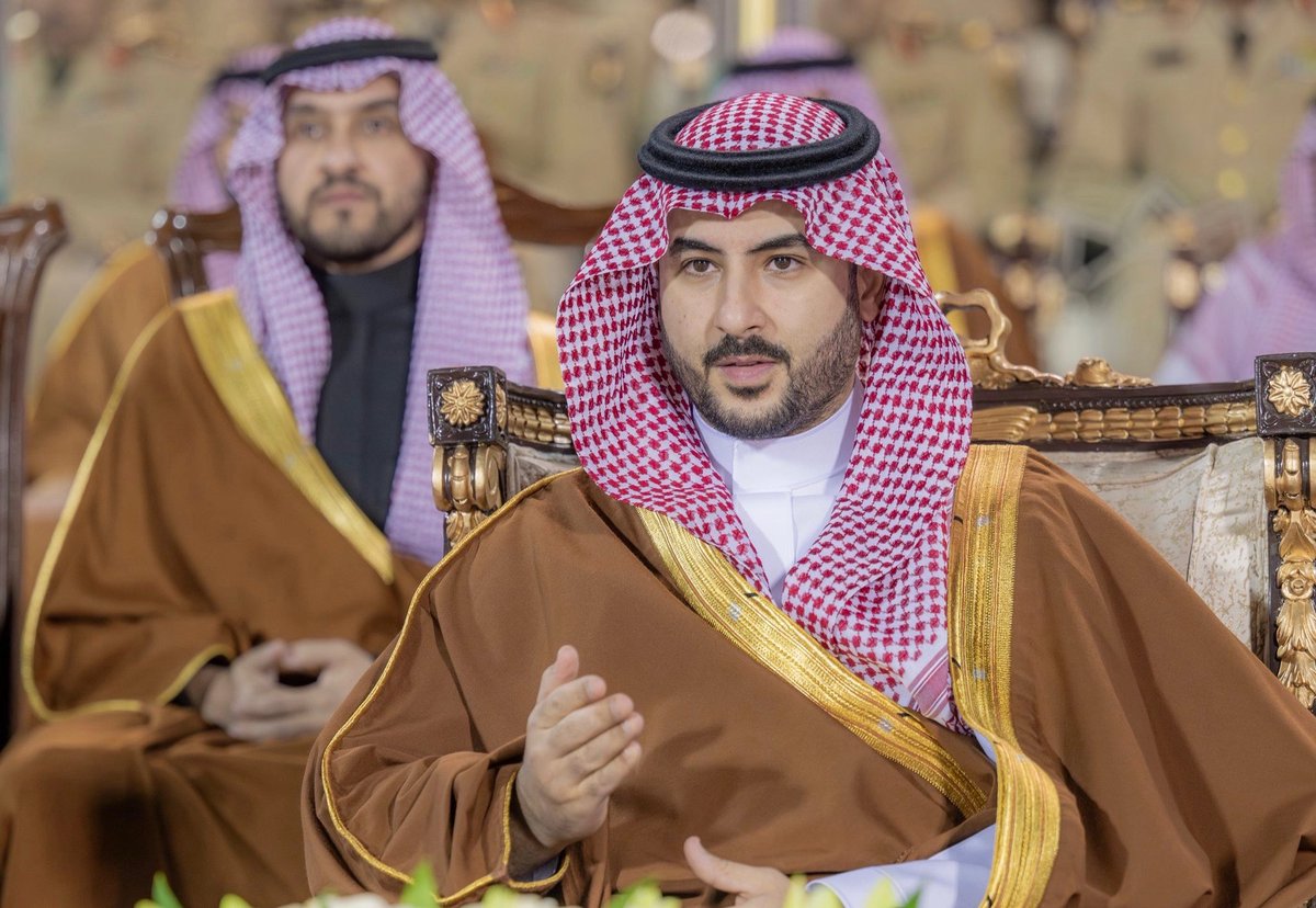 RaedMubarak11's tweet photo. @kbsalsaud حفظ الله سموكم الكريم حفظكم الله سيدي وسدد الله خطاكم وبارك الله جهودكم في إرساء الأمن والسلام في اليمن الشقيق.🇸🇦

بك هيبة معزي … وبك حزم سلمان .. 🇸🇦🤍 https://t.co/rXhFTva8s0