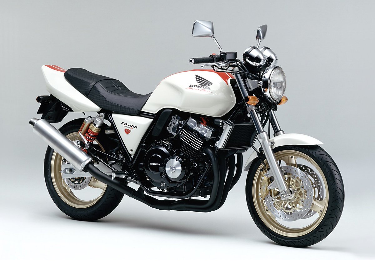 皆さん もういくつ 寝るとお正月ッ🎍 1998 年7月ホンダは 創立50周年を