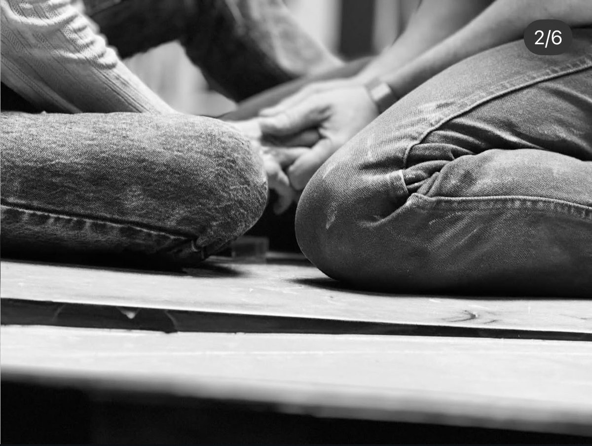 badpostnatalia's tweet image. BTS pics of Natalia Dyer and Charlie Heaton from episode 6 

📸 Shawn Levy