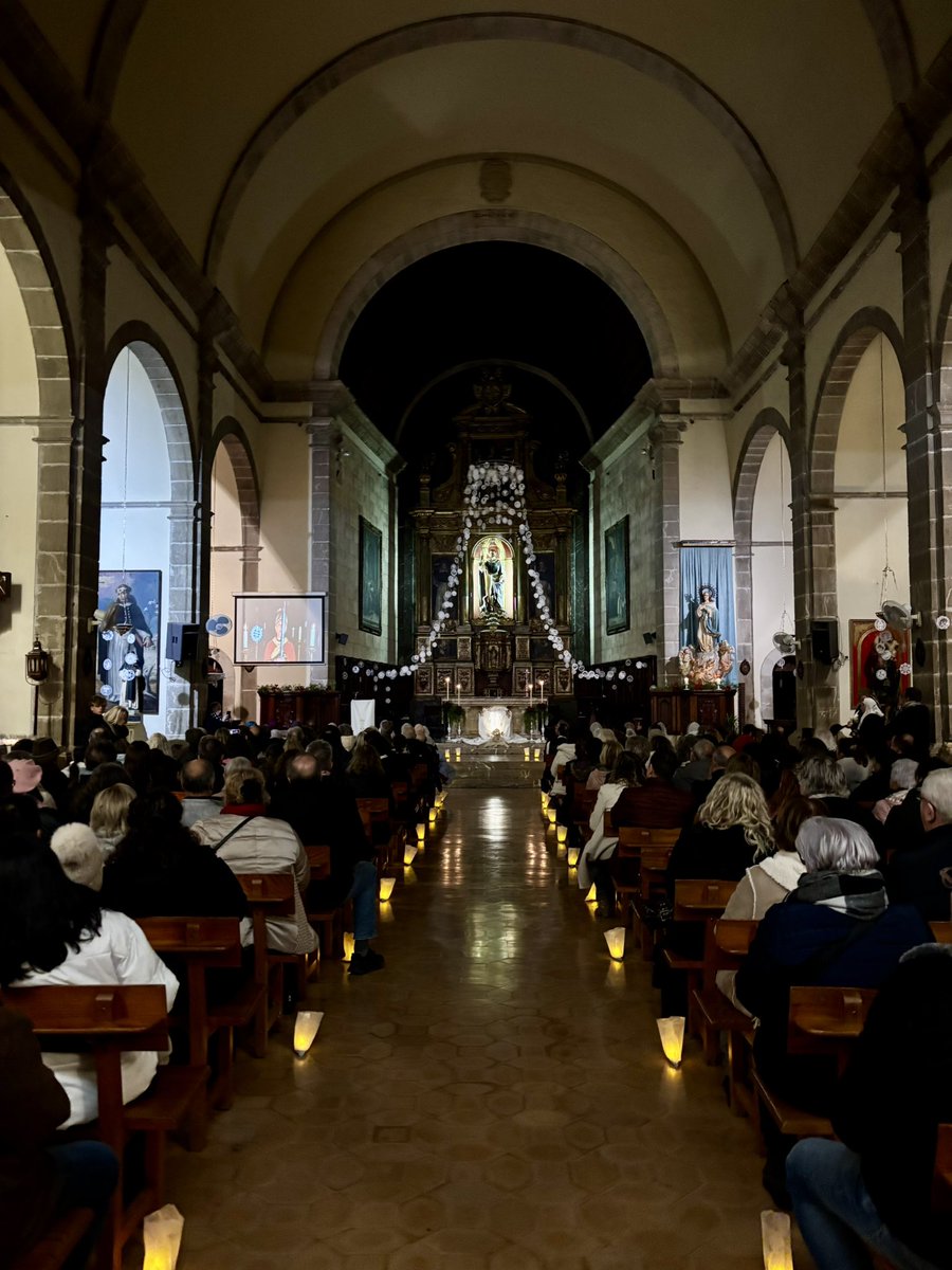 SocialistesInca's tweet photo. 🤍Per segon any gaudim de la Nit de Neules a #IncaCiutat que ha omplert els convents, esglésies i altres llocs de la nostra ciutat d'aquestes peces úniques típiques de la decoració nadalenca, declarades Bé d'Interès Cultural.

Gràcies a totes les persones que ho han fet possible. https://t.co/d8mRtwVMqt