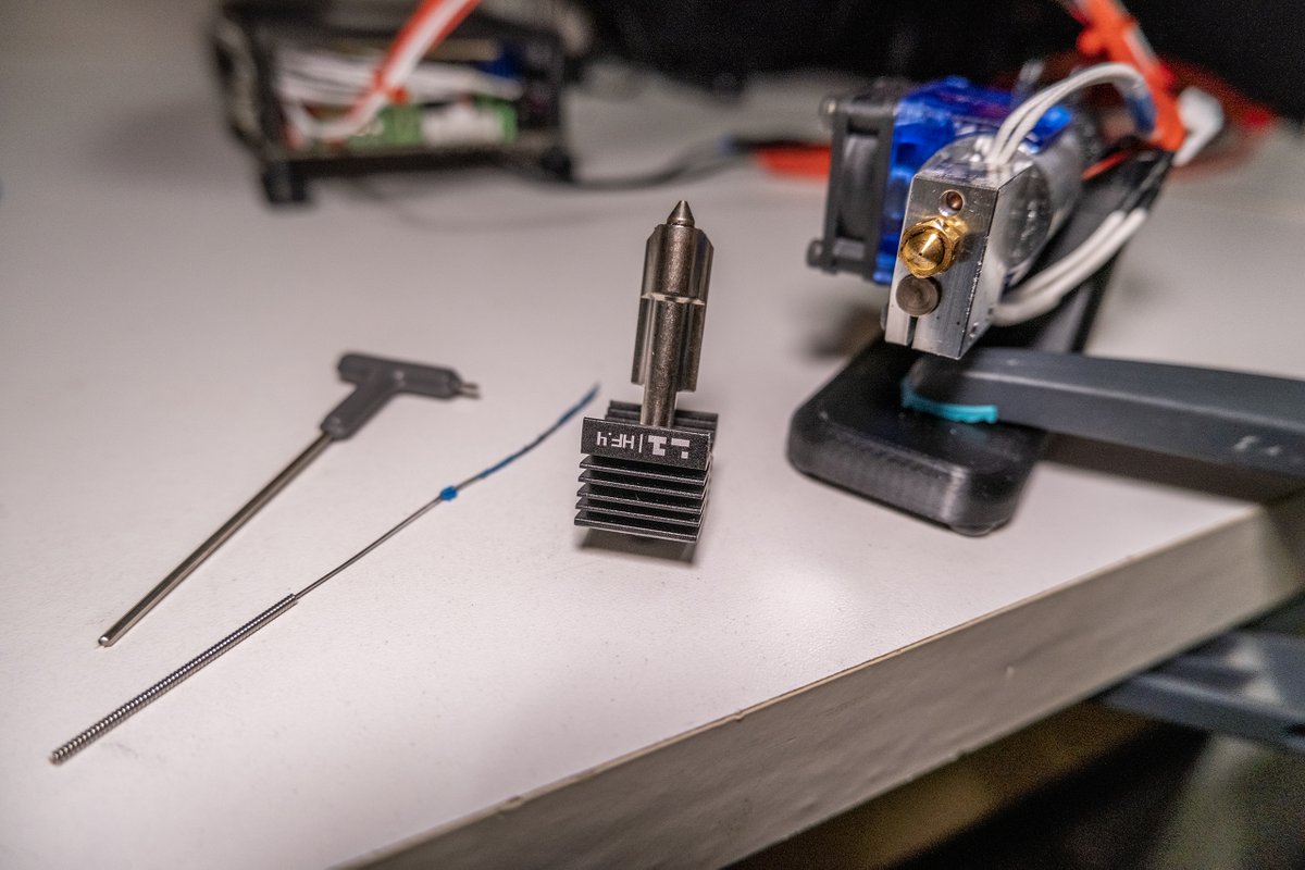 PRINTING PERSPECTIVE tweet media