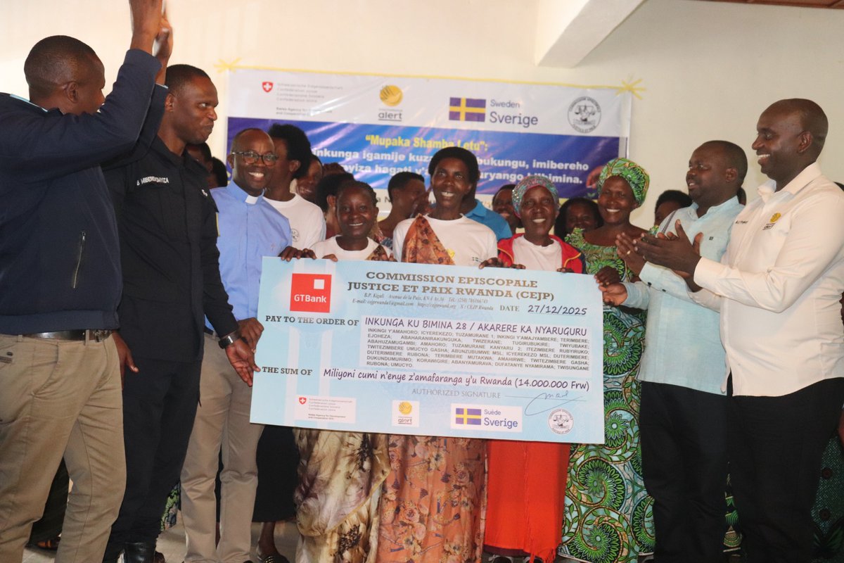 Aujourd’hui, dans le souci de renforcer la résilience économique des membres des AVECs, bénéficiaires du <a href="/LetuProjet/">Projet Mupaka Shamba Letu</a> phase 2, sur le Site Akanyaru Haut ont eu lieu les cérémonies de remise des subventions des fonds aux AVEC encadrés par <a href="/RwandaCejp/">CEJP Rwanda</a>