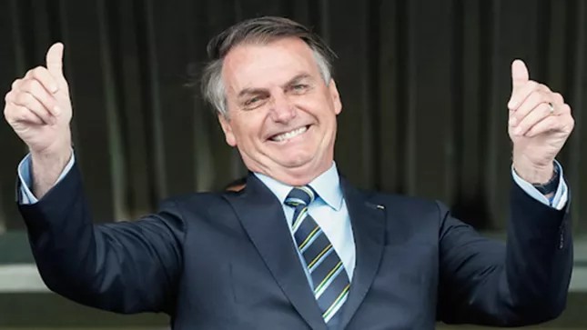 Burrice, idiotice e perversidade! Em tempos de retrospectivas, relembrar as frases e ações de Jair Bolsonaro é uma maneira eficaz para não se esquecer o mal que o governo da morte representou para o Brasil. Lembrar para que nunca mais aconteça!