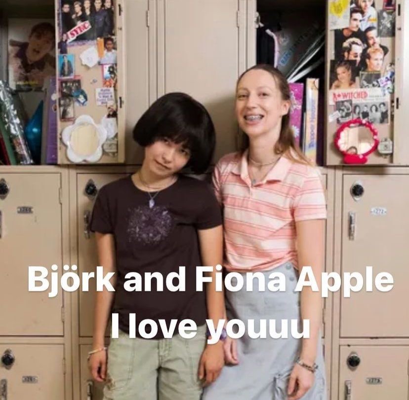 lilypopsirl's tweet image. #pen15