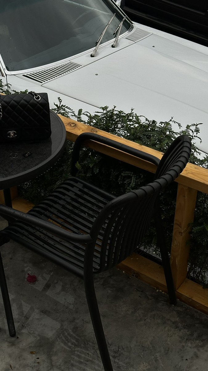 عذوب tweet media