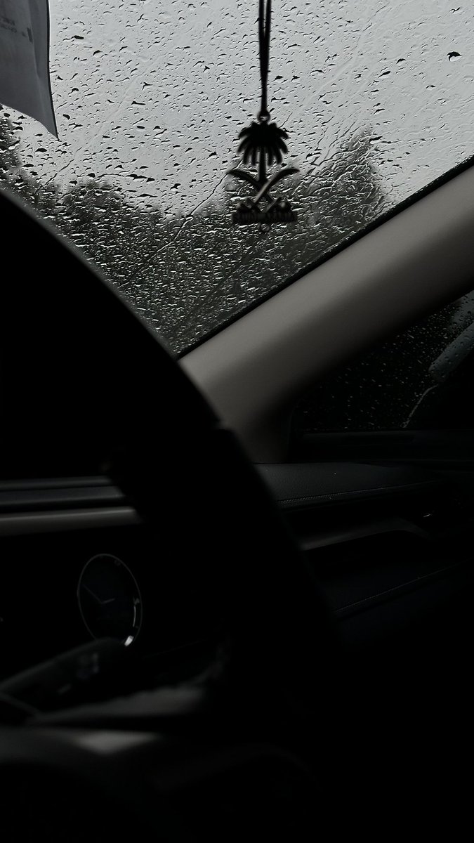 عذوب tweet media