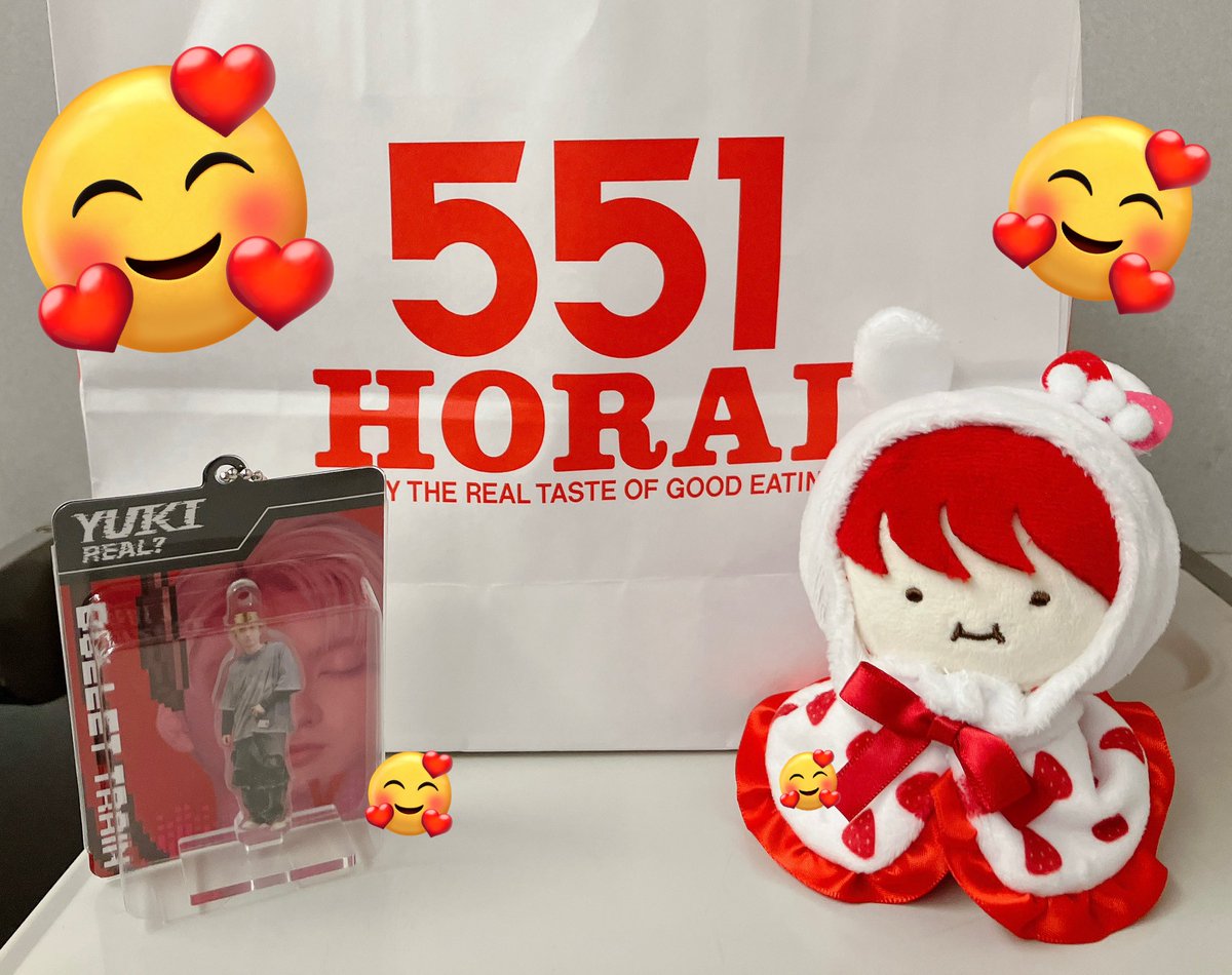 ユーキちゃん今回も最高だった。可愛いすぎる。なんか腕が前よりかっこよくなってる気がした(ユーキちゃんの腕好き)挨拶ですぐ涙ためないで〜🥹その顔と言葉でわたしも一瞬で泣いちゃうから〜〜😢😢
551は相変わらず神。