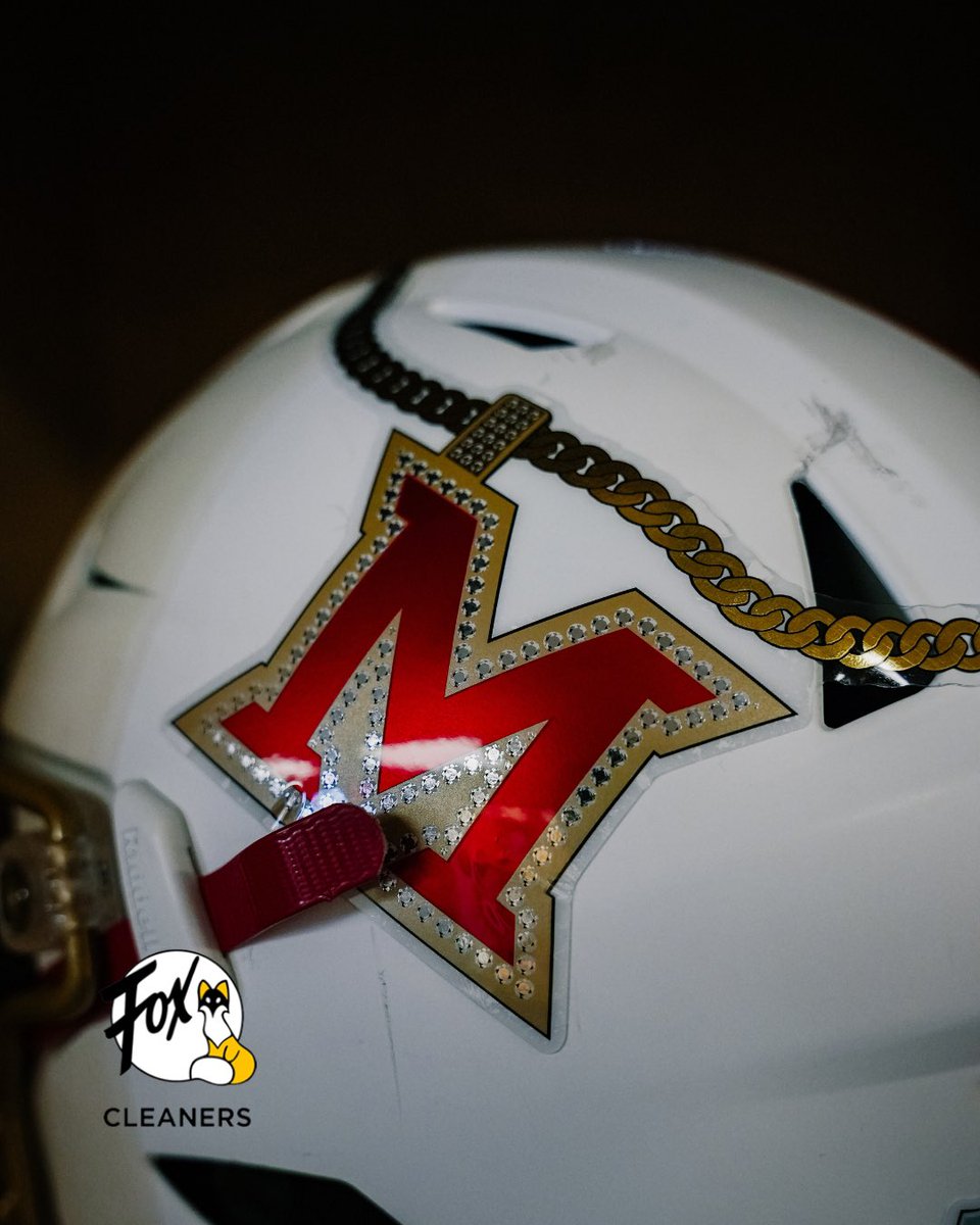 Final threads of the season🪡

#RiseUpRedHawks | 🎓🏆