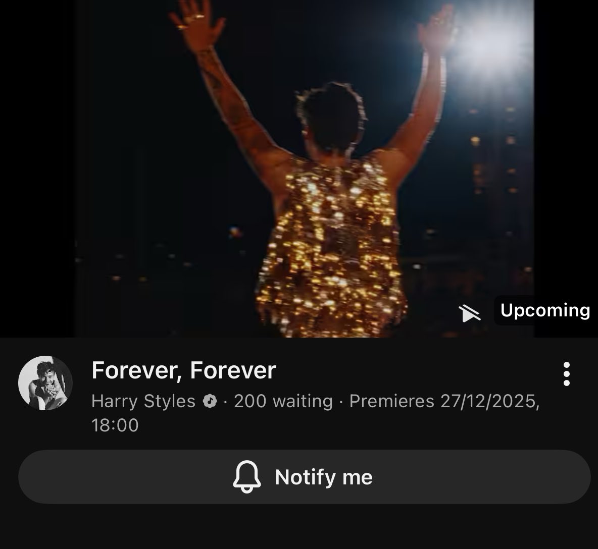 HARRY MF STYLES WTF IS THIS???