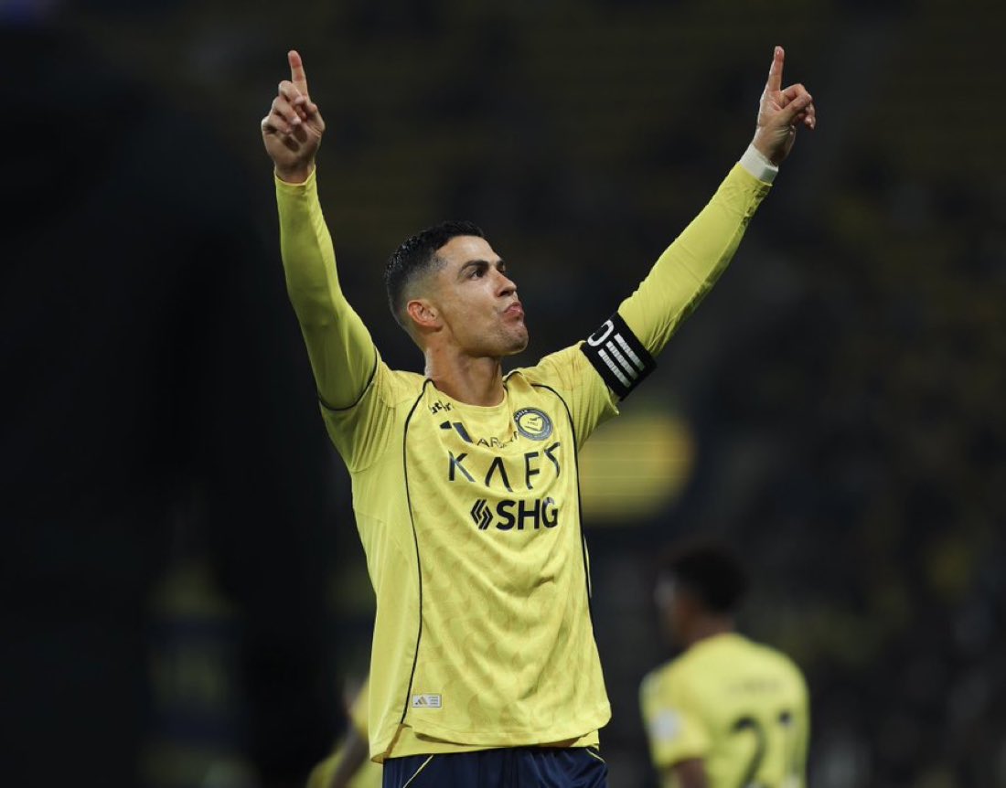 هاتريك الأسطورة كرستيانو رونالدو يا رفاق!!!!! 🤯🤯🤯🤯💛💛💛💛💛