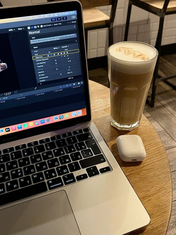 Rutalulp's tweet image. I am creating a legacy that will last forever, starting with the work I am doing on my laptop now. 📜💻