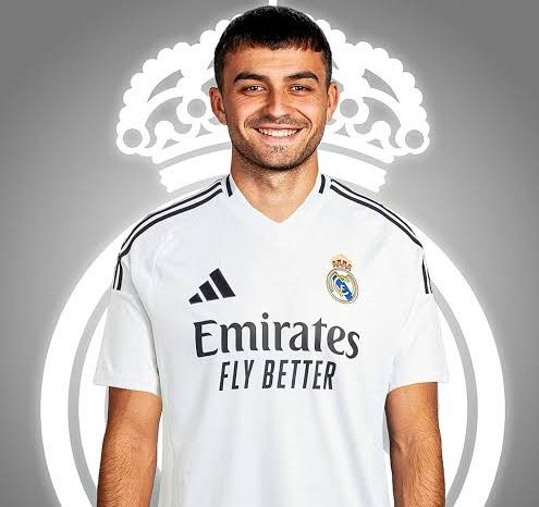 Varca_Owner's tweet image. This guy can solve all our problems.