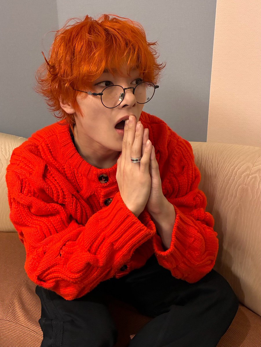 lighterbin's tweet image. Jeongin naranjita te amo, m salvaste la vida wuekejrke