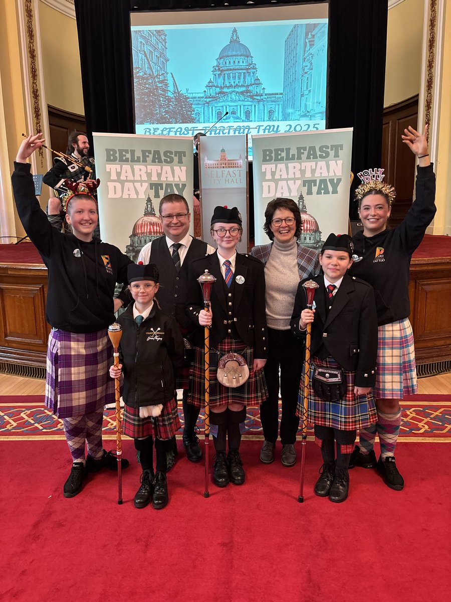 Helen Mark tweet media