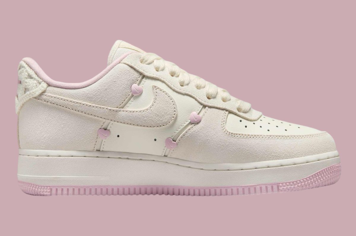 aesttics's tweet image. Nike Air Force 1 Low “Valentine’s Day”