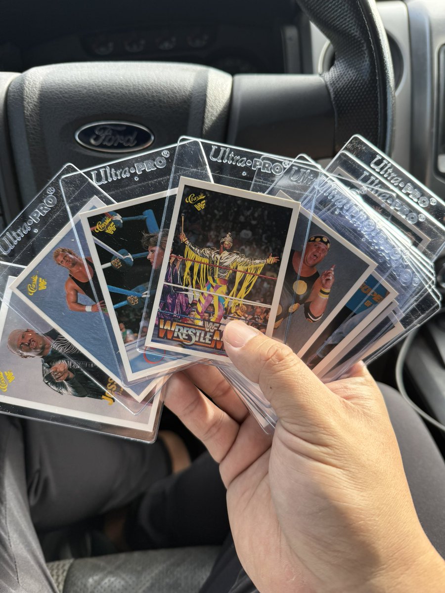 GymRatTiger's tweet photo. Just scored these cards for .50 each at the Tulsa flea market! @TheMattCardona @MajorWFPod @MarkSterlingEsq @Myers_Wrestling #ohyeah https://t.co/A3l4lwHBya
