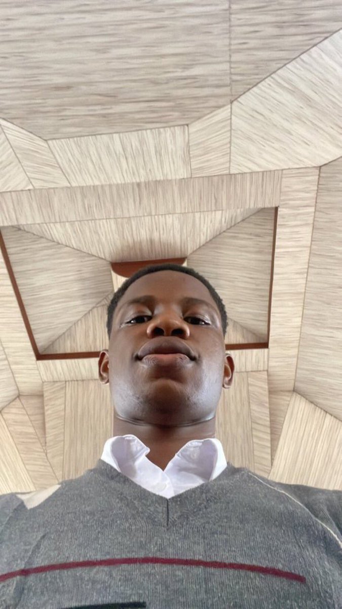 thatskilwk's tweet image. The artist.                             The art