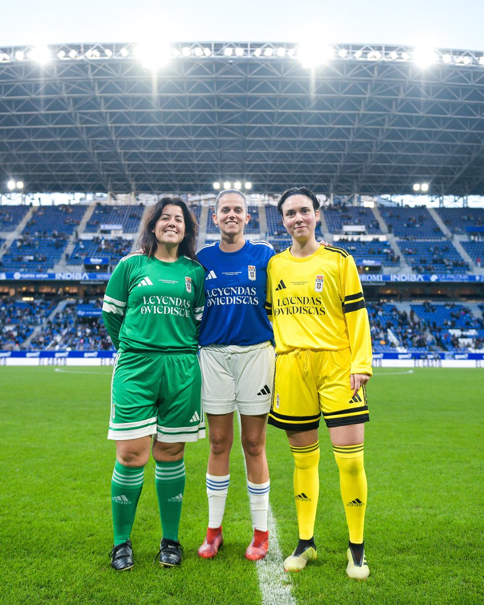🙌🏼 No hay historia sin 𝕝𝕖𝕪𝕖𝕟𝕕𝕒𝕤 💙

✨️ Carol Fernández 
✨️ Yoli Chamorro 
✨️ Sheila González 

<a href="/FondoNorte1926/">Fondo Norte 1926</a> 🤝🏻 <a href="/APARO_ROCF/">APARO</a>

#LeyendasRO 
#RealOviedo100
#RealOviedoFemenino 🔵⚪