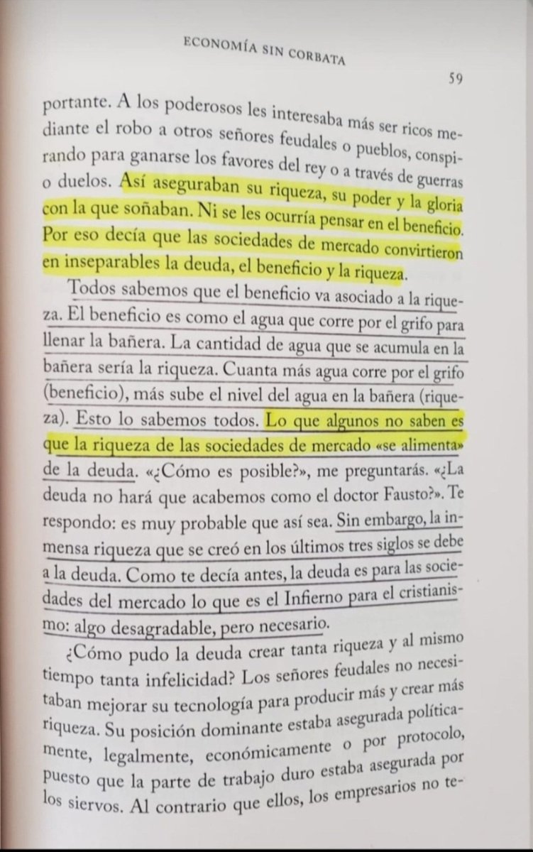 AlirioLoz's tweet photo. @MigueLandarraga Clase media ? Ahí está la respuesta Deuda. https://t.co/Cp1yN8R6Xi