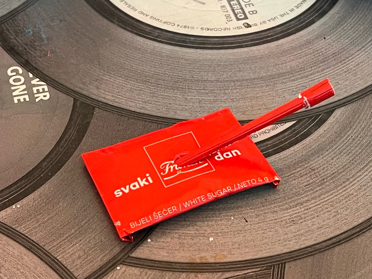 Đulijano Nola tweet media