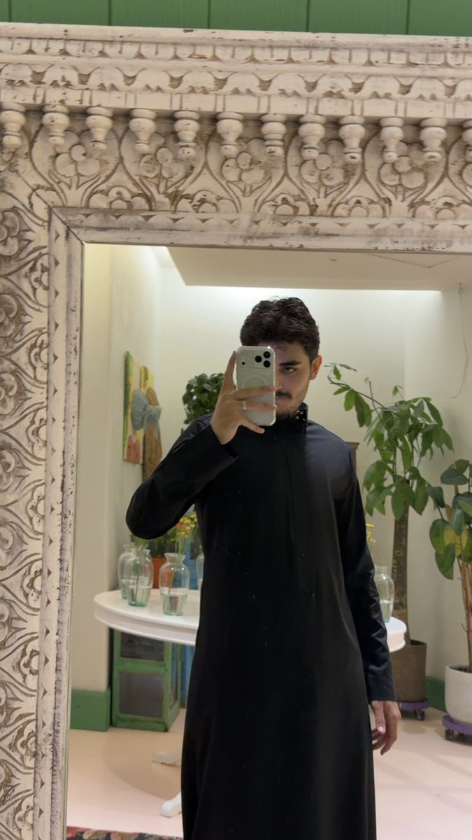 مُهند tweet media