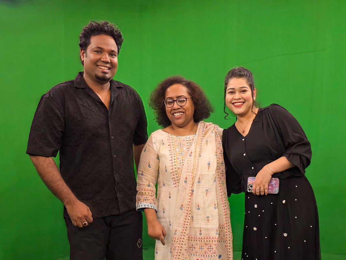 saifshuvo's tweet photo. ATN Music এর পুরো অনুষ্ঠান জুড়ে গান নিয়ে অনেক কথা হলো। চোখ রাখুন আজ রাত ১২:২০ মিঃ এর সময়, দেশের প্রথম স্যাটেলাইট টিভি চ্যানেল @ATNBanglaTV এর পর্দায়। https://t.co/eemBlyng2f