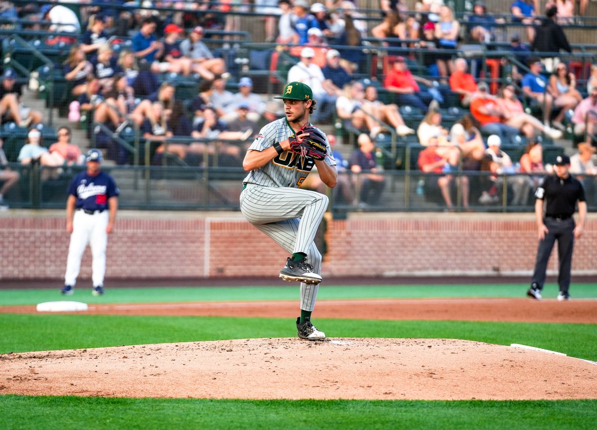 UAB_Baseball's tweet image. 4️⃣8️⃣ days until we begin the 48th season of Blazer Baseball!