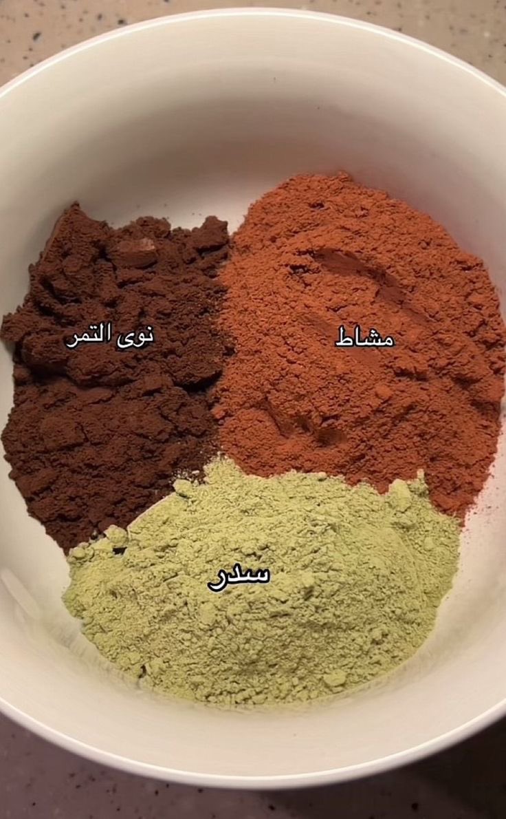 rahiiba's tweet photo. اللي تبي يجي العيد وشعرها طويل وكثيف وفيه لمعة صحية تجرررررب هذي الخلطة بمنقوع البصل والثوم وواجهيني بالعيد احفظيها .. https://t.co/JZhE4LKYlO