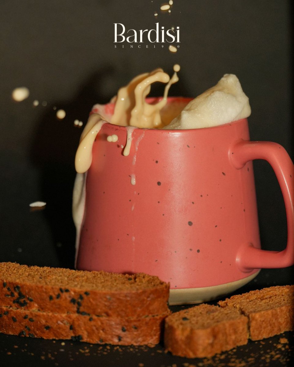 Bardisisweets's tweet photo. شابورة برديسي… قرمشة أنيقة تكمّل لحظاتك 🤍

متخصصون في صناعة الحلويات الشرقية والغربية بأجود المكونات
 نحرص أن تكون كل لقمة تليق بذائقتك الرفيعة
الجودة عندنا قيمة قبل ما تكون سعر

#حلويات_برديسي #برديسي 
#حلويات_طيبة_برديسي_إخوان #طيبة_برديسي https://t.co/7XPnMMCaTU