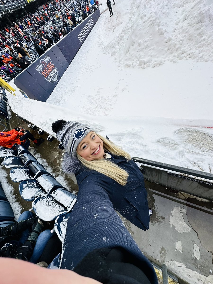 soupcaroline 🥣 tweet media