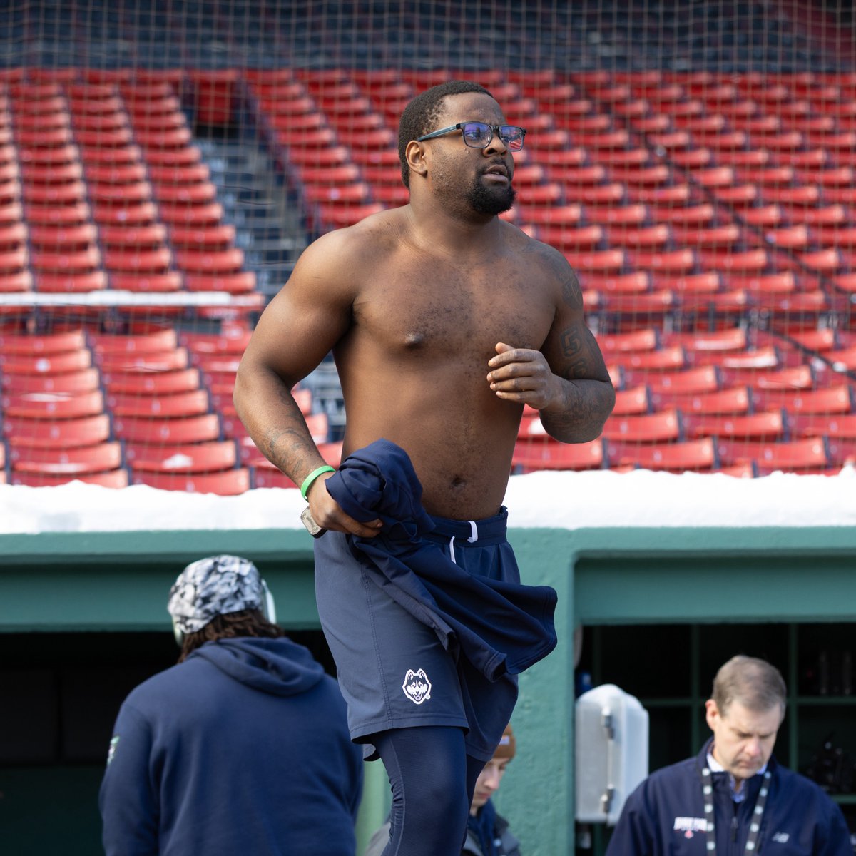 StorrsCentral's tweet image. Huskies thrive in the cold ❄️